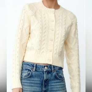 Knitwear pearl cardigan- light